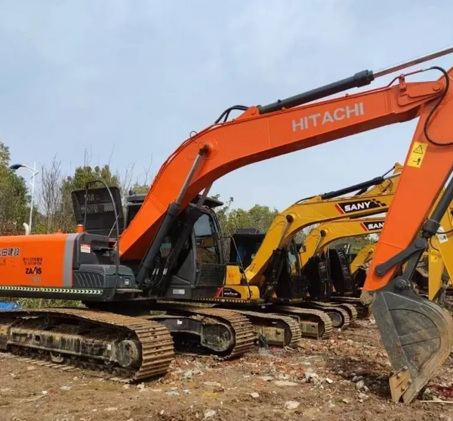 Hitachi ZX200